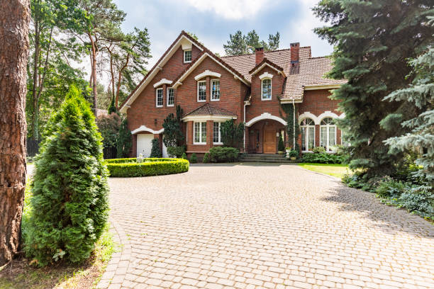 Best Driveway Pavers Near Me  in Greenlawn, NY